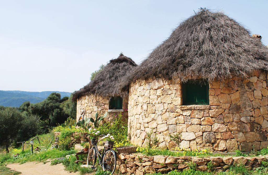 Essenza Sardegna Hotel Torpè Exterior foto